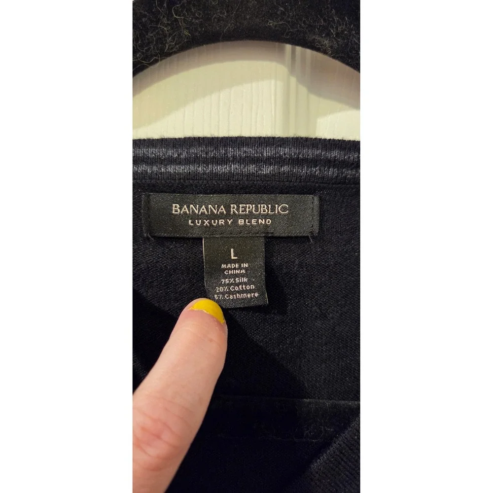 Banana Republic Luxury Blend Silk Cashmere V-Neck Sweater Men's Large Black